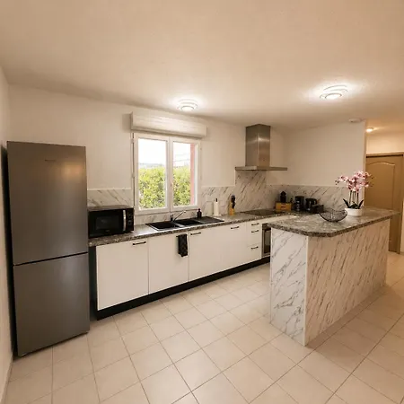 Maison 100m2 *
